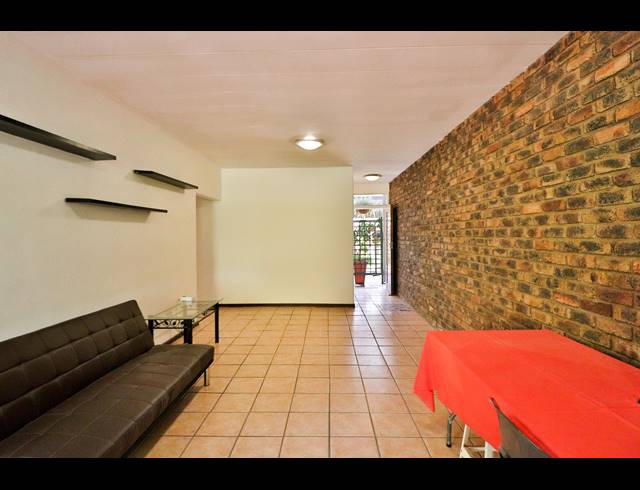 1.5 BEDROOM FLAT SOLD IN WAVERLEY